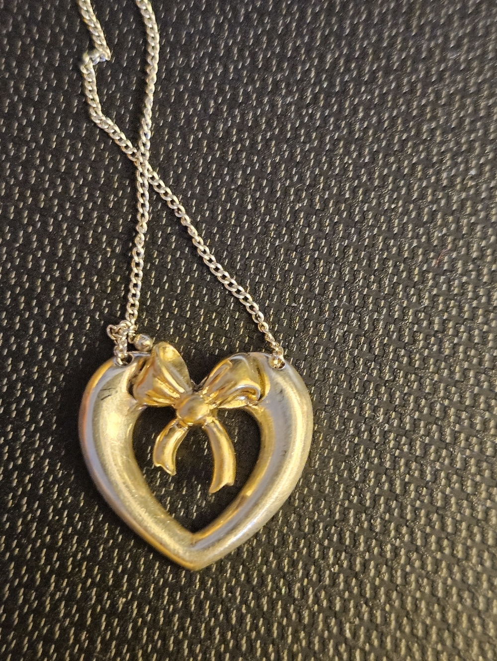 Tiffany & Co 18k gold and 925 Silver Vintage Heart & Bow Necklace 17 inch COA - Picture 7 of 14